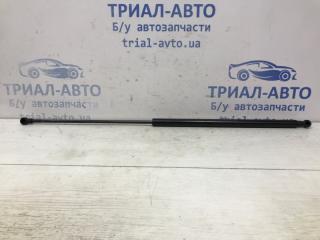 Амортизатор крышки багажника Nissan Juke 2010-2019