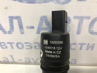 Насос омывателя стекла Cruze 2009-2016 J300 1.8 F18D4 Насос омывателя стекла Cruze 2009-2016 J300 1.8 F18D4
