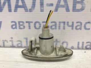 Повторитель поворотника Nissan Juke F15 1.6 turbo MR16DDT Повторитель поворотника Nissan Juke F15 1.6 turbo MR16DDT