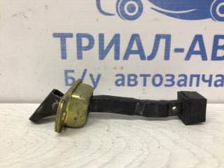 Ограничитель двери передний левый Mitsubishi Lancer 2003-2009