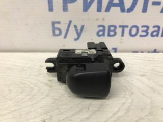 Кнопка стеклоподъемника Juke 2010-2019 F15 1.6 turbo MR16DDT