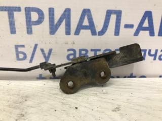 Крюк капота Prado 2002-2009 J120 3.0 Diesel 1KDFTV Крюк капота Prado 2002-2009 J120 3.0 Diesel 1KDFTV