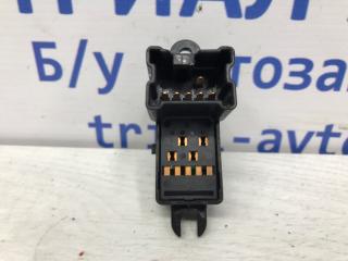 Кнопка стеклоподъемника Nissan Pathfinder R51 2.5 Diesel YD25DDTI Кнопка стеклоподъемника Nissan Pathfinder R51 2.5 Diesel YD25DDTI