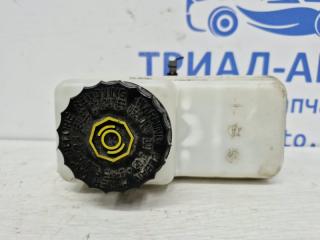 Бачок главного тормозного цилиндра Pathfinder 2004-2014 R51 2.5 Diesel YD25DDTI