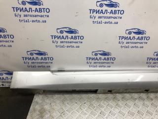 Накладка порога внешняя правая Q50 2013- V37 2.2 diesel OM651 Накладка порога внешняя правая Q50 2013- V37 2.2 diesel OM651