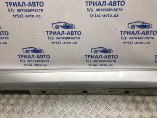 Накладка порога внешняя правая Infiniti Q50 V37 2.2 diesel OM651 Накладка порога внешняя правая Infiniti Q50 V37 2.2 diesel OM651