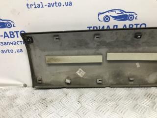 Накладка двери задняя правая Tucson 2004-2010 JM 2.0 diesel D4EA Накладка двери задняя правая Tucson 2004-2010 JM 2.0 diesel D4EA