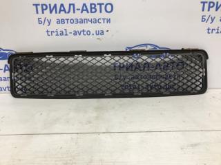 Решетка бампера центральная Hyundai Tucson 2004-2010