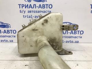Бачок омывателя Tucson 2004-2010 JM 2.0 diesel D4EA Бачок омывателя Tucson 2004-2010 JM 2.0 diesel D4EA