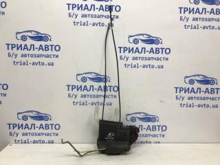 Замок двери передний правый Hyundai Tucson 2004-2010