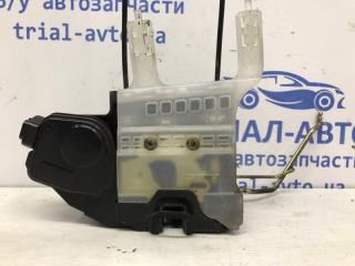 Замок двери передний правый Hyundai Tucson JM 2.0 diesel D4EA Замок двери передний правый Hyundai Tucson JM 2.0 diesel D4EA