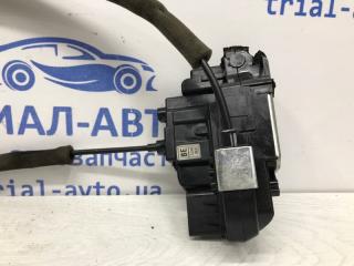 Замок двери задний левый Q50 2013- V37 2.2 diesel OM651