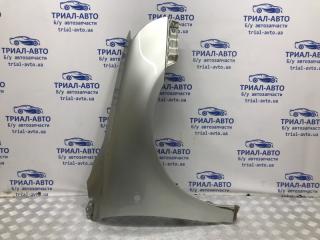 Крыло переднее правое Toyota Avensis 2003-2009