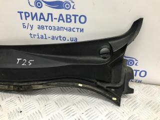 Дефлектор дворников левый Toyota Avensis T25 1.8 бензин 1ZZFE