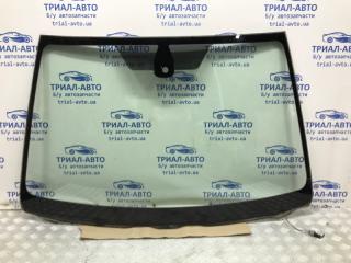 Стекло лобовое Toyota Avensis 2003-2009