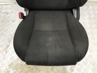 Сиденье переднее левое Toyota Avensis T25 1.8 бензин 1ZZFE Сиденье переднее левое Toyota Avensis T25 1.8 бензин 1ZZFE