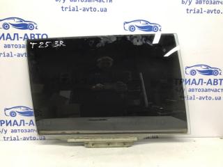 Стекло двери заднее правое Toyota Avensis 2003-2009