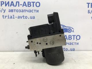 Блок abs Toyota Avensis 2003-2009