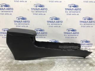 Подлокотник RAV 4 2012-2018 A40 2.2 diesel 2ADFTV