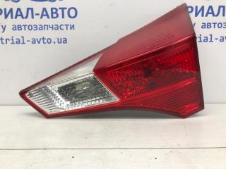 Фонарь задний внутренний правый Toyota RAV 4 2012-2018