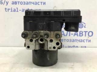 Блок abs Toyota RAV 4 2012-2018
