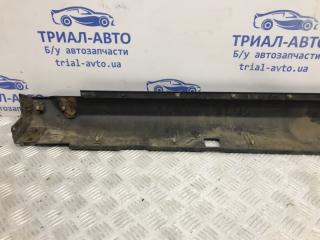 Накладка порога внешняя правая передняя Sorento 2002-2011 BL 2.5 diesel D4CB Накладка порога внешняя правая передняя Sorento 2002-2011 BL 2.5 diesel D4CB