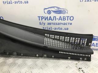 Дефлектор дворников правый Kia Sorento BL 2.5 diesel D4CB Дефлектор дворников правый Kia Sorento BL 2.5 diesel D4CB