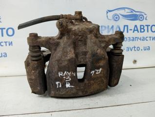 Суппорт передний правый Toyota RAV 4 2012-2018
