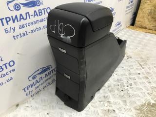 Подлокотник Chevrolet Captiva C100 2.4 бензин Z24SED Подлокотник Chevrolet Captiva C100 2.4 бензин Z24SED