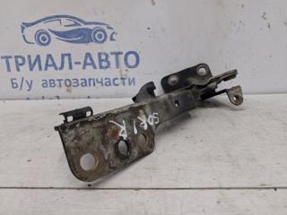 Петля капота правая Kia Sorento BL 2.5 diesel D4CB