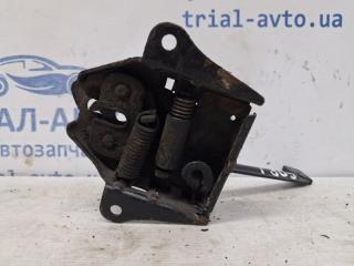 Замок капота Sorento 2002-2009 BL 2.5 diesel D4CB Замок капота Sorento 2002-2009 BL 2.5 diesel D4CB