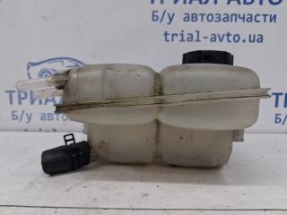 Бачок радиатора (расширительный) Mazda 3 2003-2009