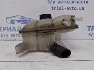 Бачок радиатора (расширительный) 3 2003-2009 BK 1.6 бензин Z6 Бачок радиатора (расширительный) 3 2003-2009 BK 1.6 бензин Z6