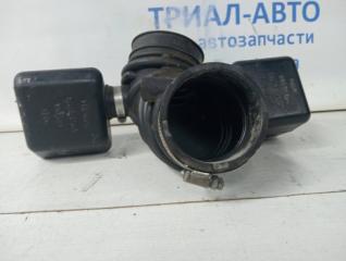 Патрубок воздушного фильтра Grand Vitara 2006-2014 JT 2.4 бензин J24B Патрубок воздушного фильтра Grand Vitara 2006-2014 JT 2.4 бензин J24B