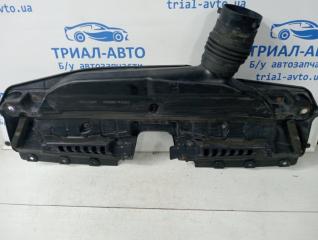 Воздухозаборник Infiniti Q50 V37 2.2 diesel OM651 Воздухозаборник Infiniti Q50 V37 2.2 diesel OM651