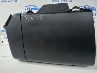 Бардачок 3 2003-2009 BK 1.6 бензин Z6