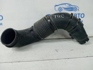 Патрубок воздушного фильтра Hyundai Tucson 2004-2009