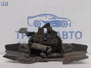 Замок капота Avensis 2003-2009 T25 1.8 бензин 1ZZFE Замок капота Avensis 2003-2009 T25 1.8 бензин 1ZZFE