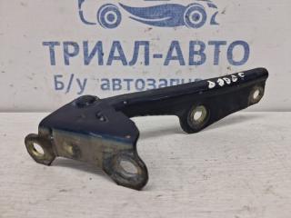 Петля капота правая Mitsubishi Pajero Sport K9 2.5 Diesel 4D56 Петля капота правая Mitsubishi Pajero Sport K9 2.5 Diesel 4D56