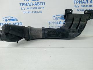 Воздухозаборник Pajero Wagon 2000-2006 3 3.2 Дизель 4M41 Воздухозаборник Pajero Wagon 2000-2006 3 3.2 Дизель 4M41