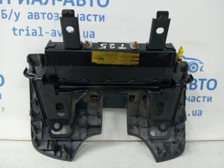 Подушка в колени Avensis 2003-2009 T25 1.8 бензин 1ZZFE