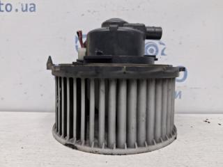 Моторчик печки Mazda 3 2003-2009