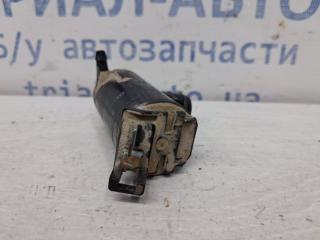 Насос омывателя стекла Mitsubishi Pajero Sport K9 2.5 Diesel 4D56 Насос омывателя стекла Mitsubishi Pajero Sport K9 2.5 Diesel 4D56