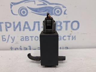 Насос омывателя стекла Sorento 2002-2009 BL 2.5 diesel D4CB Насос омывателя стекла Sorento 2002-2009 BL 2.5 diesel D4CB