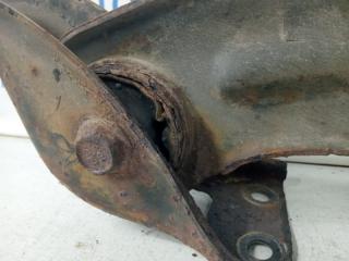 Рычаг задней подвески продольный левый Captiva 2006-2011 C100 2.4 бензин Z24SED Рычаг задней подвески продольный левый Captiva 2006-2011 C100 2.4 бензин Z24SED