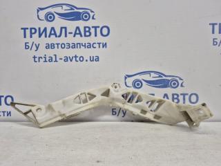 Кронштейн бампера задний левый Mazda 3 2003-2009