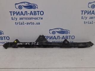 Кронштейн бампера задний правый Toyota Avensis 2003-2009