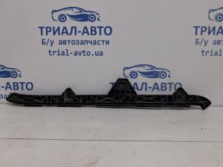 Кронштейн бампера задний правый Toyota Avensis T25 1.8 бензин 1ZZFE Кронштейн бампера задний правый Toyota Avensis T25 1.8 бензин 1ZZFE