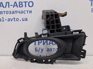 Решетка противотуманки левая Mazda 3 2003-2009