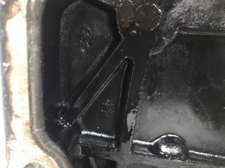 Крышка двигателя Sorento 2002-2009 BL 2.5 diesel D4CB Крышка двигателя Sorento 2002-2009 BL 2.5 diesel D4CB
